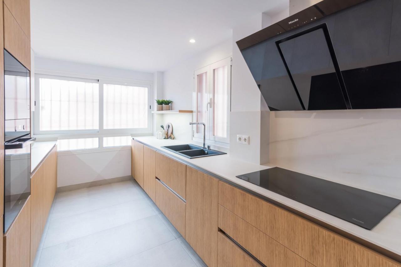 Premium Apartment & Free Parking By Ele Apartments Màlaga Exteriér fotografie